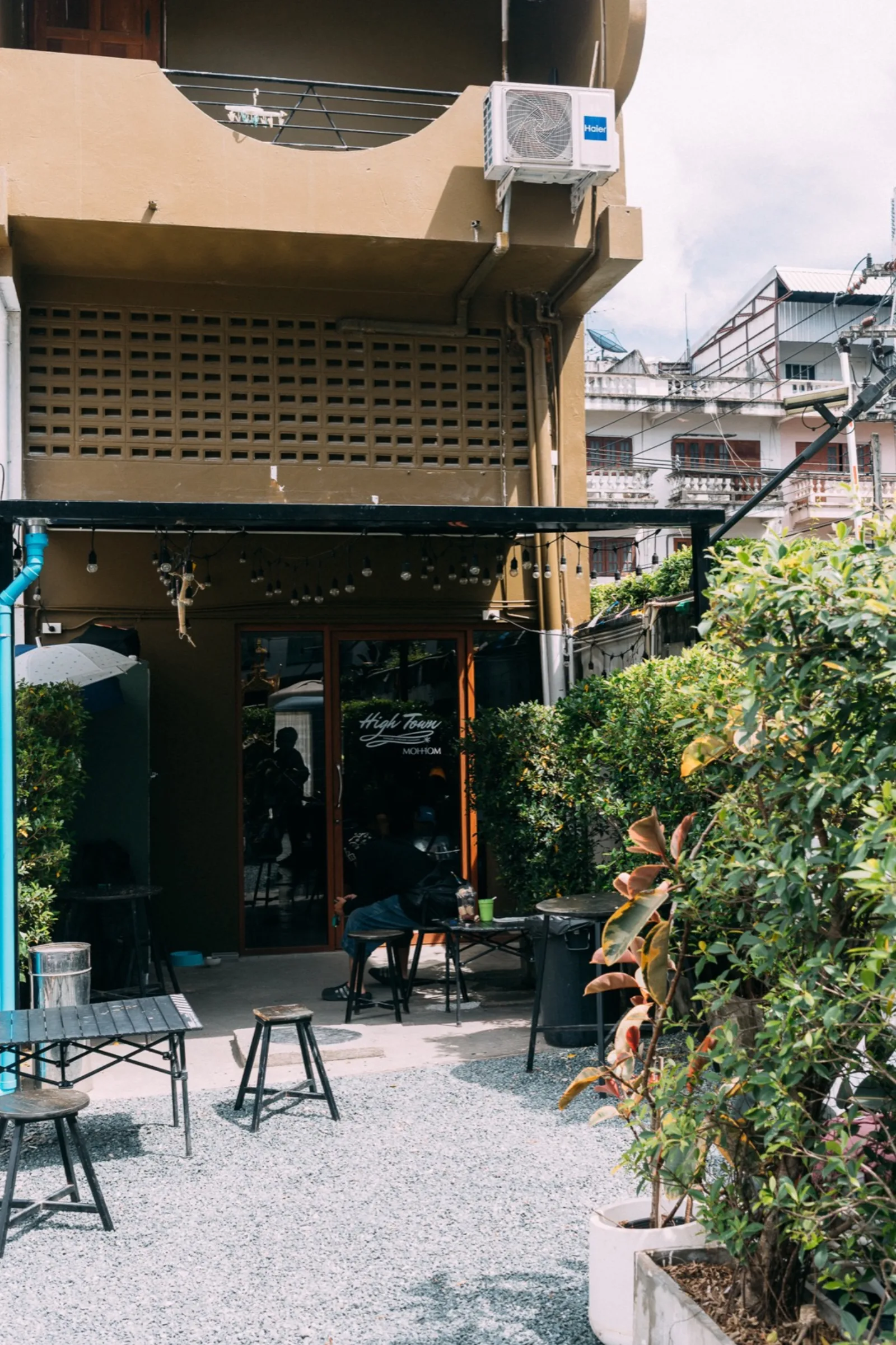 นิมมาน (ม่อฮ่อม) — บรรยากาศภายในร้าน 4