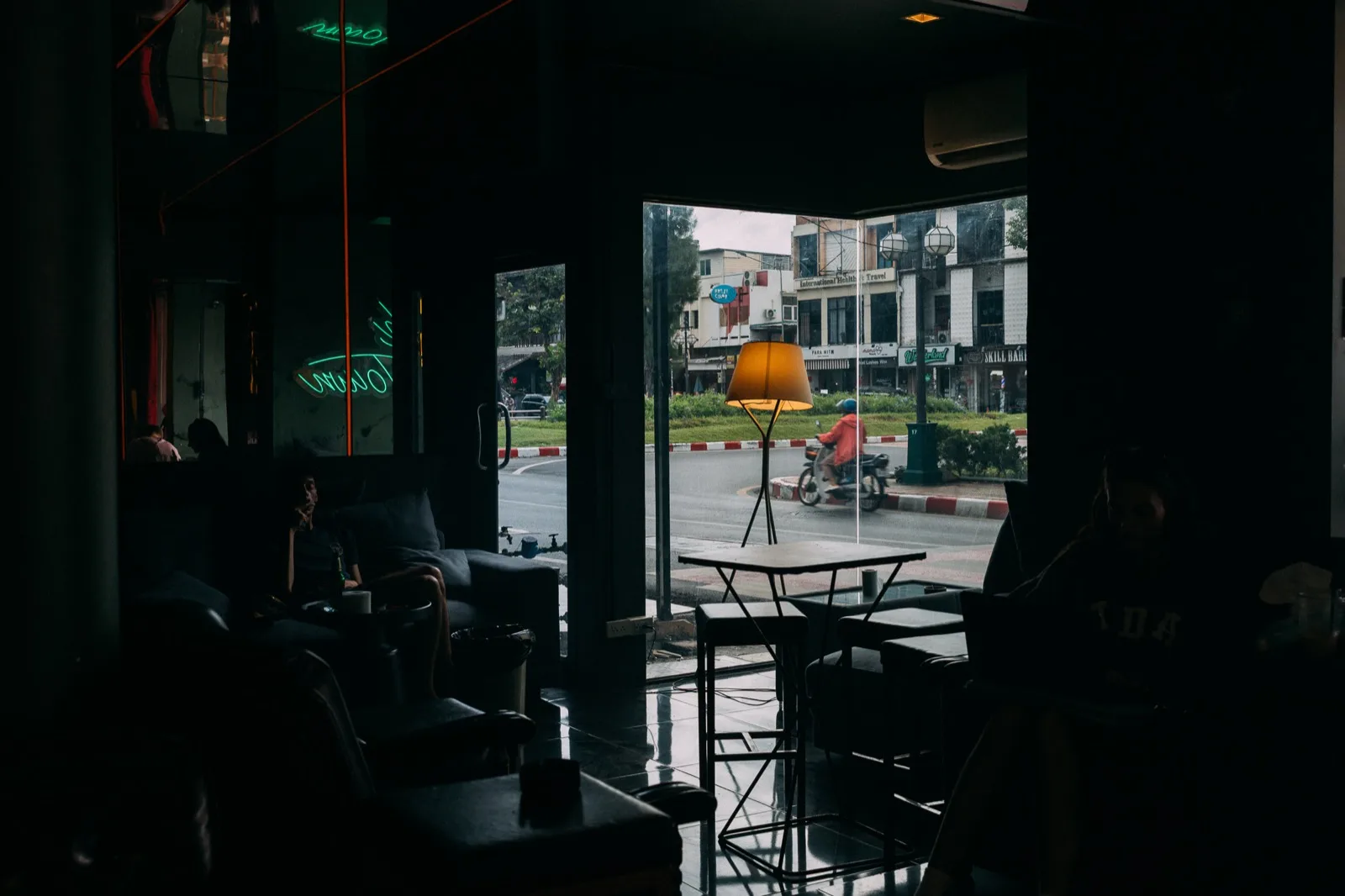 ท่าแพ — บรรยากาศภายในร้าน 9